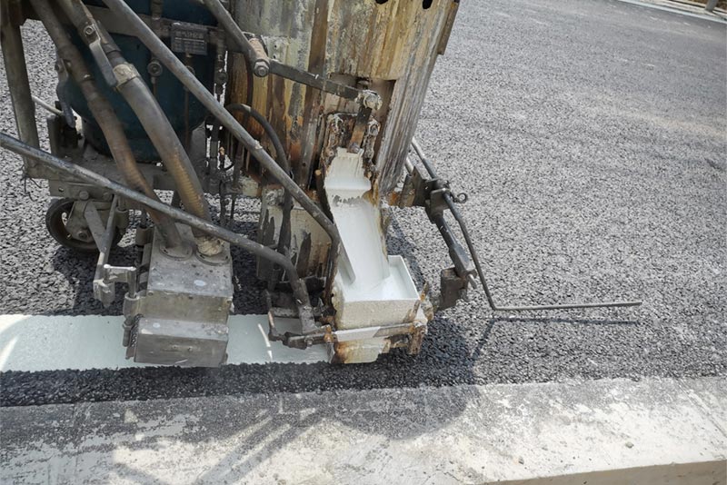 Causes of Bubbling in Thermoplastic Road Marking Paint