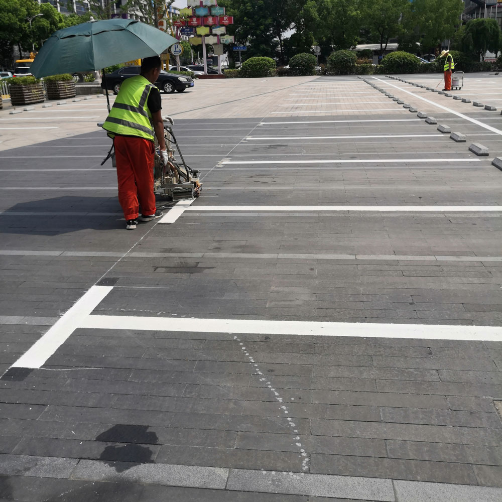 ‌Thermoplastic road marking paint for parking lots Advantages